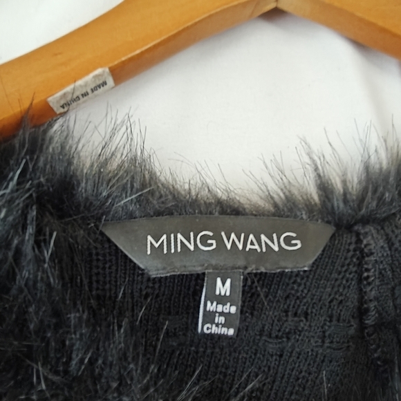 Ming Wang Faux Fur Trim Knit Cape In Black Fringe White Size Medium - Picture 10 of 12